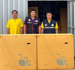 มอบคนเข็นคนพิการให้แก่คนพิการในพื้นที่ตำบลอ่ายนาไลย