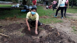 25 พฤษภาคม 2564  กิจกรรมปลูกต้นไม้ ภายใต้ ชื่อ "รวมใจไทย ปลูกต้นไม้ เพื่อแผ่นดิน"(3)