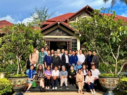 การเสวนาผู้มีส่วนได้ส่วนเสียเรื่องการเปลี่ยนแปลงสังคมและนิเวศวิทยาในประเทศไทย  การแลกเปลี่ยนนโนบายระหว่างภาคเหนือ  ภาคตะวันออกเฉียงเหนือ และภาคใต้ 