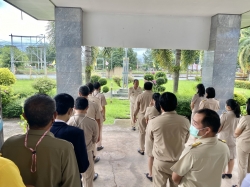 01/11/2564  กิจกรรมเคารพธงชาติวันแรกของสัปดาห์